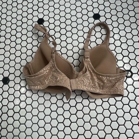 Vanity fair underwire bra size 40C - Picture 2 of 3